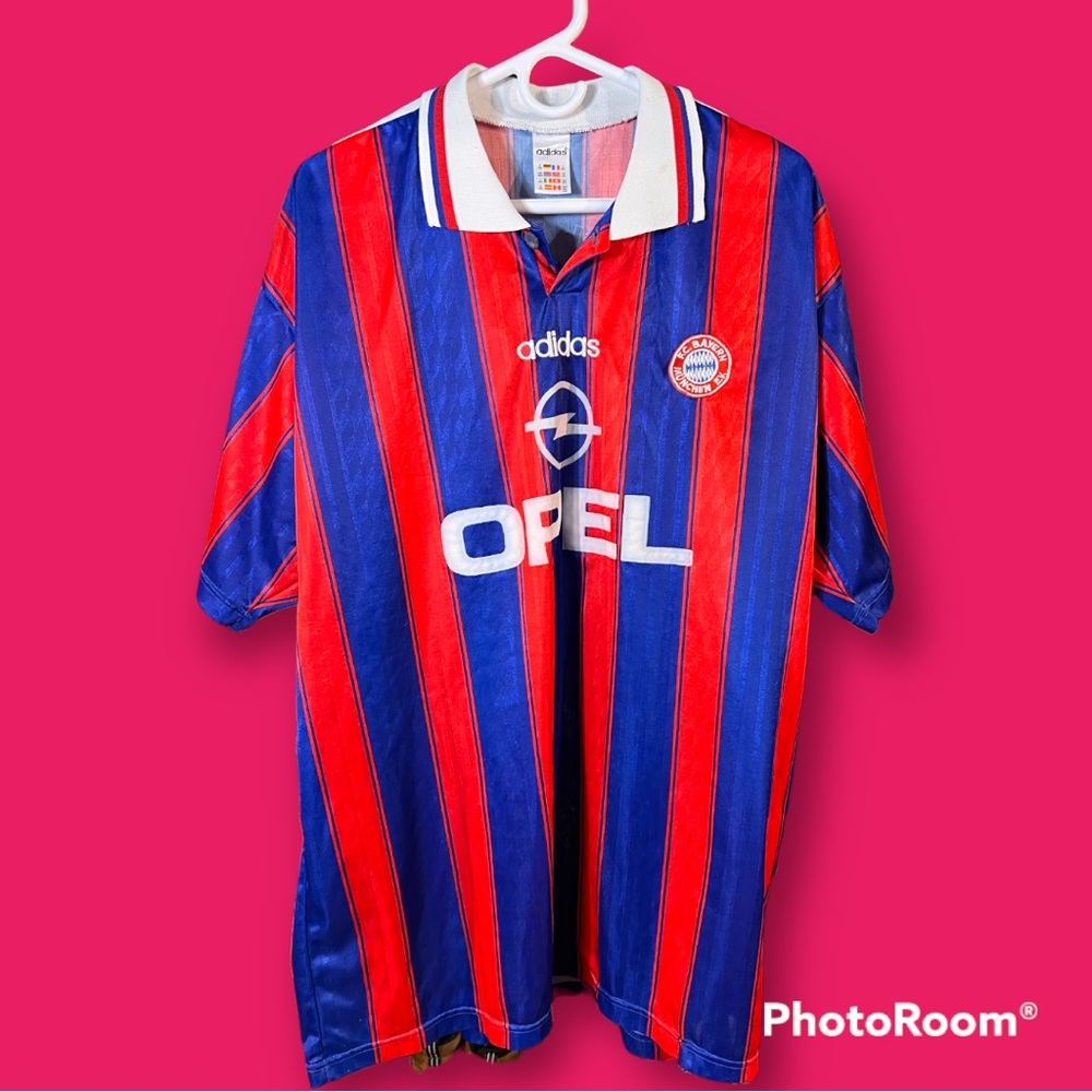 Adidas 1995-1997 Bayern Munich home jersey